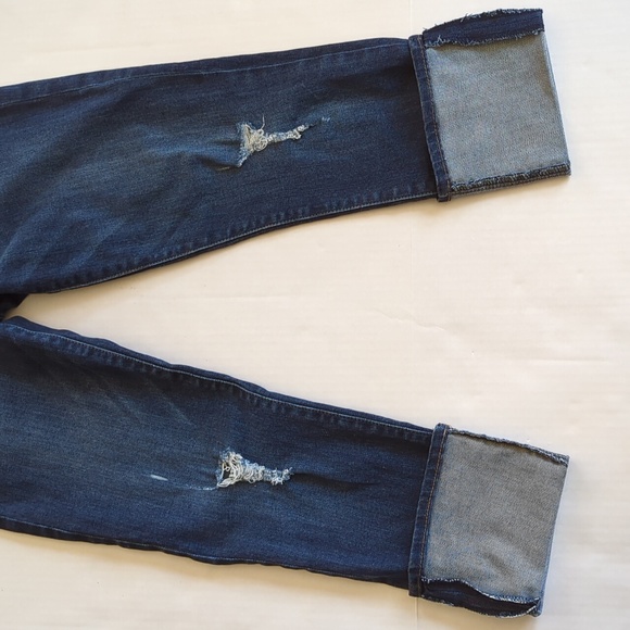 Kut from the Kloth Cameron Straight Leg Distressed Rolled Hem Jeans 4 Blue - Picture 11 of 16